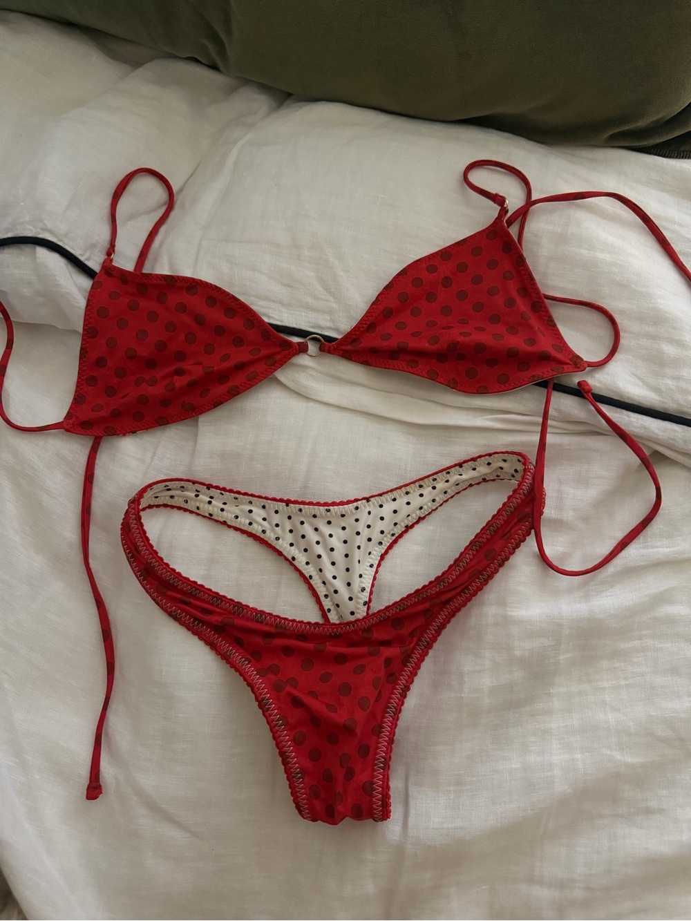Frankie's Bikinis × Realisation Par bikini